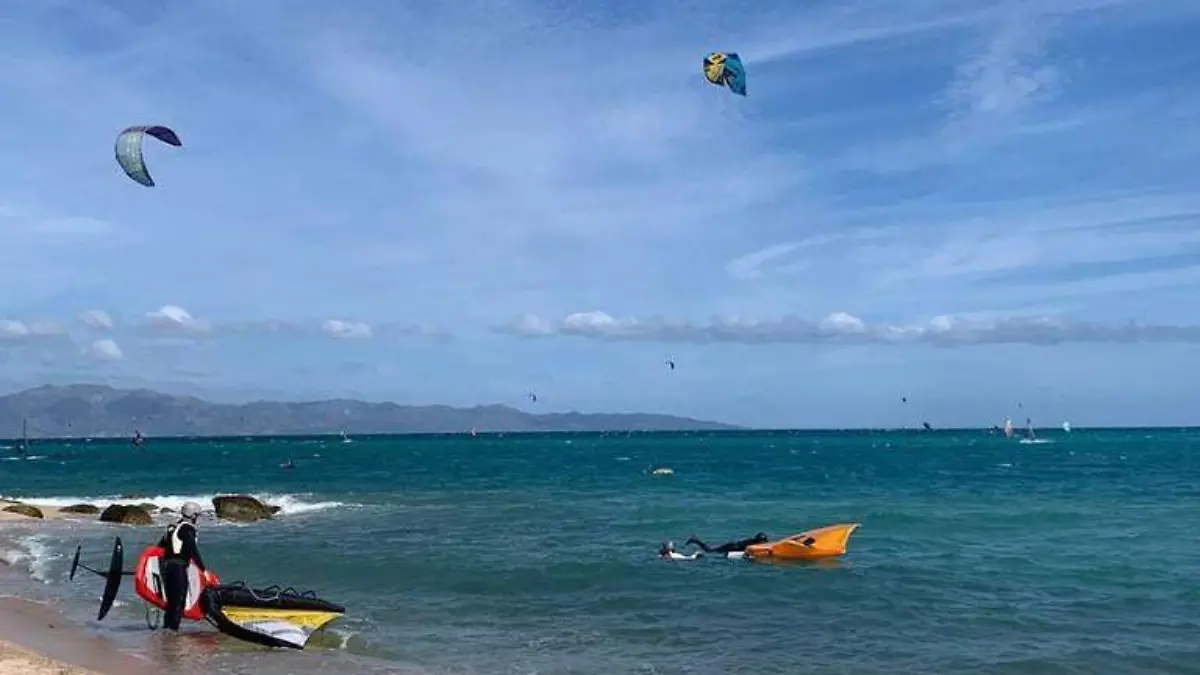 Kitesurf y windsurf en La Ventana clima